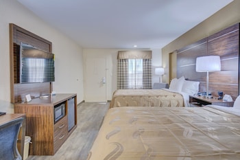 Standard Room, 2 Queen Beds, Non Smoking