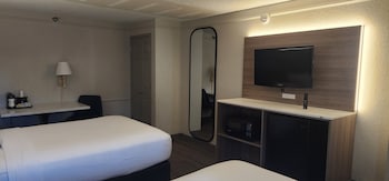 Room, 2 Double Beds, Accessible, Non Smoking (Mobility Accessible)