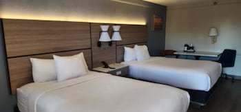 Room, 2 Double Beds, Accessible, Non Smoking (Mobility Accessible)