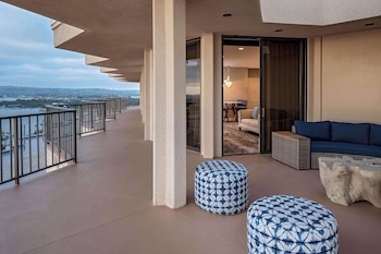Rooftop Terrace 1 King Bed