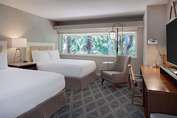 Room, 2 Queen Beds