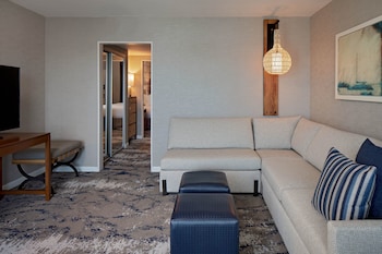 Suite, 2 Queen Beds, Accessible (Marina)
