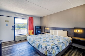 Standard Room, 1 King Bed, Non Smoking