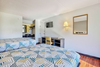Standard Room, 2 Double Beds, Smoking
