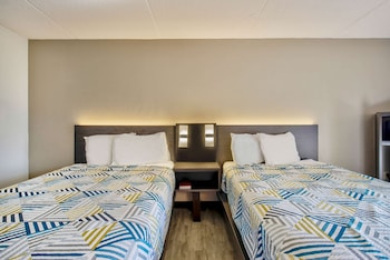 Standard Room, 2 Double Beds, Smoking