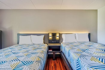 Standard Room, 2 Double Beds, Smoking