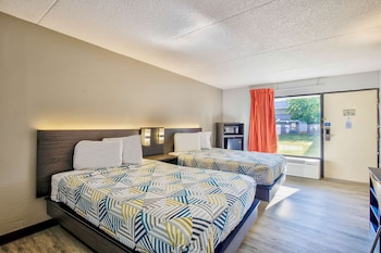 Standard Room, 1 King Bed, Smoking