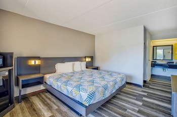 Standard Room, 1 King Bed, Non Smoking