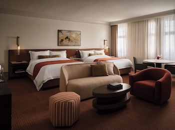 Junior Suite, 2 Queen Beds