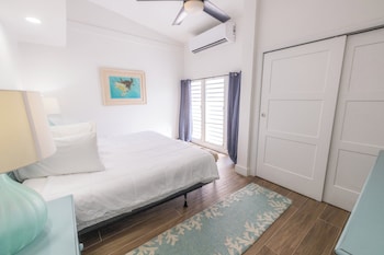 Condo, 1 Bedroom (Hillside)