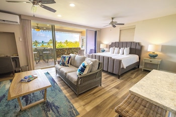 Studio Suite, 1 King Bed (Hillside)