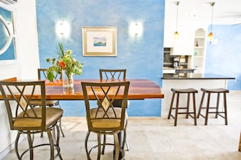 Condo, 1 Bedroom, Beachfront