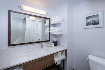 Studio, 1 King Bed with Sofa bed, Non Smoking (Study)