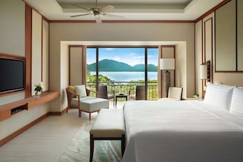 Garden Deluxe Sea View King
