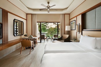 Deluxe Room, 2 Twin Beds, Garden View