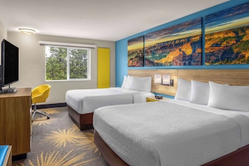 Standard Room, 2 Queen Beds, Non Smoking
