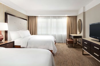 Suite, 2 Queen Beds, Accessible, Non Smoking