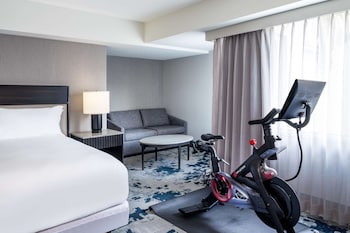 Room, 1 King Bed (Peloton Bike)