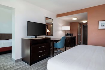 Deluxe Room, 1 King Bed, Non Smoking, Oceanfront
