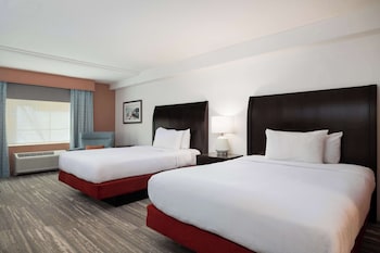 Room, 2 Queen Beds, Non Smoking