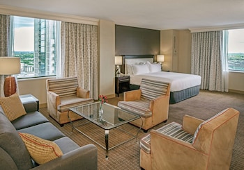 Junior Suite, 1 King Bed, City View