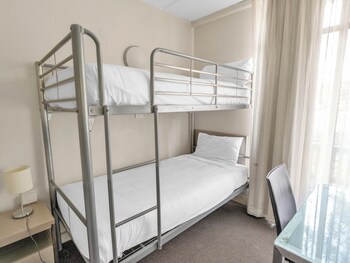 Large Family Room, Multiple Beds