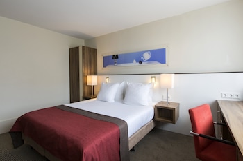 Standard Room, 1 Queen Bed