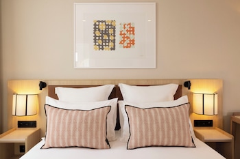 Comfort Room, 2 Bedrooms, Connecting Rooms