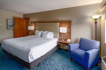 Standard Room, 1 Queen Bed, Accessible