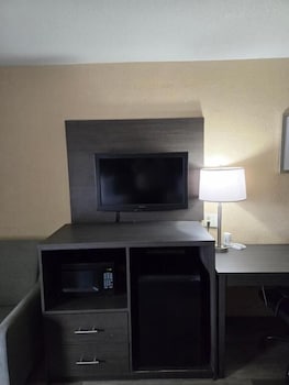 Standard Room, 1 King Bed, Accessible