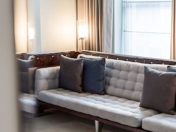 Loft, 1 King Bed (Suite)