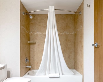 Suite, Two Queen Beds, Non-Smoking