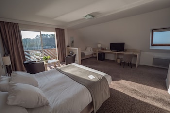 Family Room, Multiple Beds, Balcony, Sea View