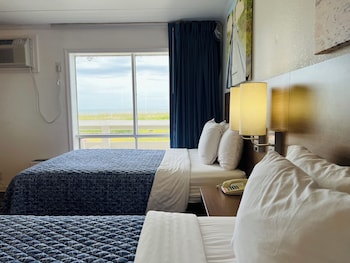 Double Room with Two Double Beds and Street View - Non Smoking