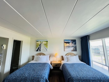 Double Room with Two Double Beds and Street View - Non Smoking