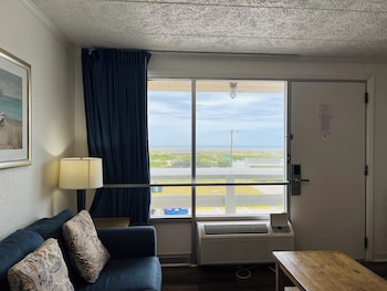 Double Suite with Two Double Beds - Non Smoking