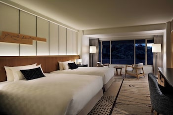 Executive Suite, 2 Twin Beds