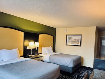 Standard Room, 2 Double Beds, Non Smoking