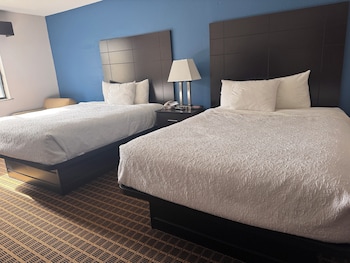 Room, 2 Queen Beds, Non Smoking