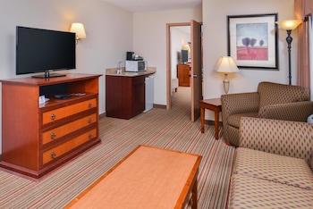 Suite, 2 Queen Beds, Non Smoking, Refrigerator & Microwave