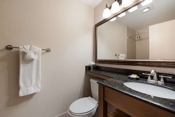 Standard Room, 2 Queen Beds, Non Smoking, Refrigerator & Microwave