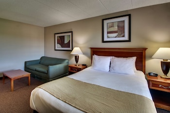 Suite, 1 Queen Bed, Non Smoking, Refrigerator & Microwave