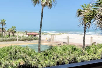 Beach View Double Beds Room (Non Smoking)