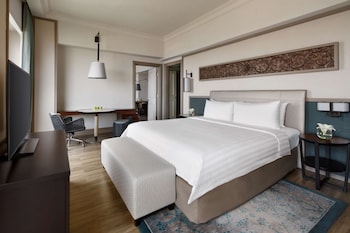 Executive Room, 1 King Bed