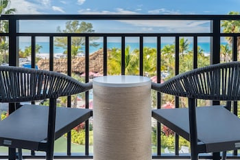 Room, 1 King Bed (Gulf View)