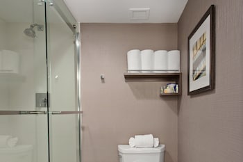 Standard Room, 1 King Bed (Top Floor)