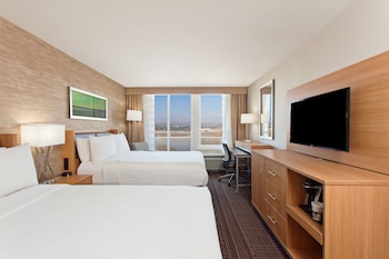 Standard Room, 2 Queen Beds (Top Floor)