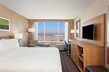 Standard Room, 1 King Bed (Top Floor)