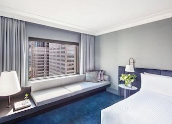 Classic Room, 1 King Bed