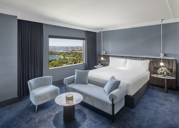 1 King Royal Opera Suite Club Intercontinental Access